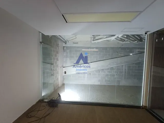 Loja à venda ou para alugar, no bairro Recreio dos Bandeirantes em Rio de Janeiro