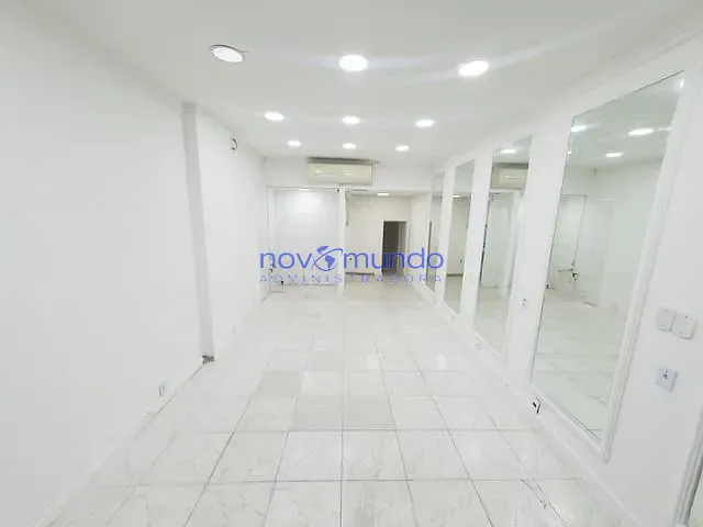 Loja com 30m², para alugar, no bairro Catete em Rio de Janeiro