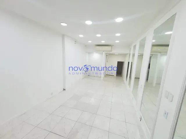 Loja com 30m², para alugar, no bairro Catete em Rio de Janeiro