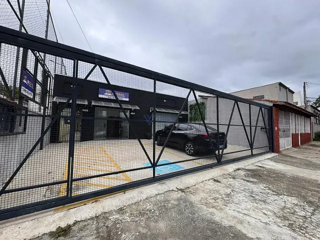 Loja com 30m², para alugar, no bairro Jardim Satélite em São José dos Campos