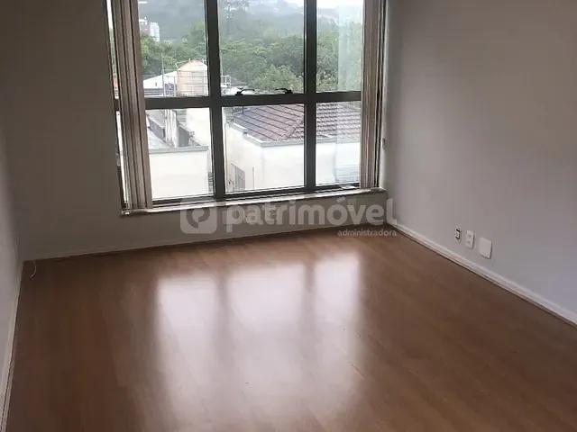 Loja com 28m², à venda, no bairro Jardim Botânico em Rio de Janeiro