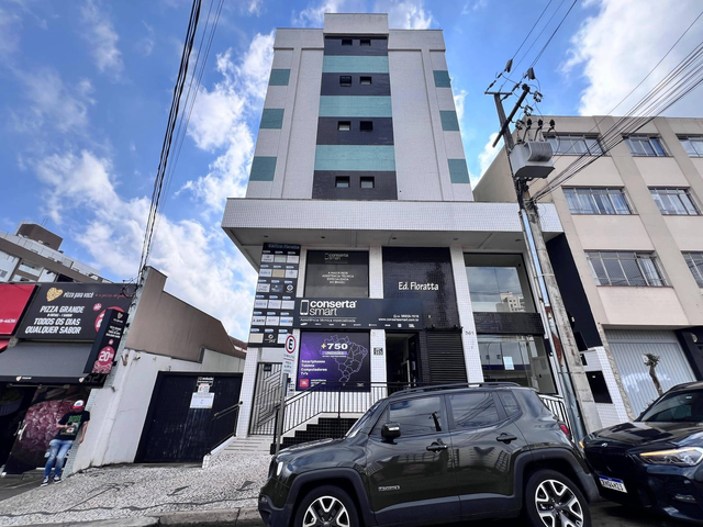 Locação - Sala Comercial, 4 salas, 2 banheiros, 1 vaga, 101 m², Edifício Floratta - Centro, Ponta Grossa.