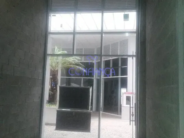 Loja com 32m², à venda, no bairro Campo Grande em Rio de Janeiro