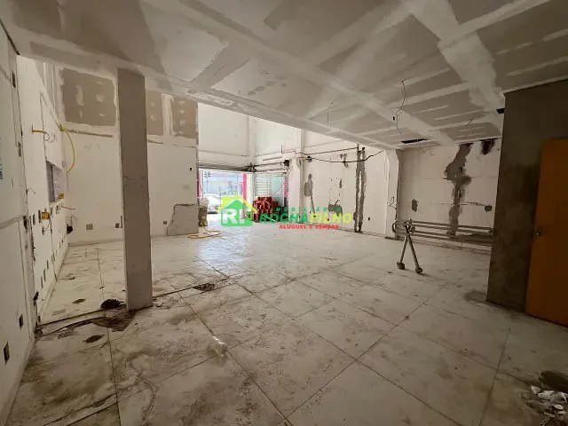 Loja com 150m² 1 quarto e 1 banheiro, para alugar, no bairro Fátima em Teresina