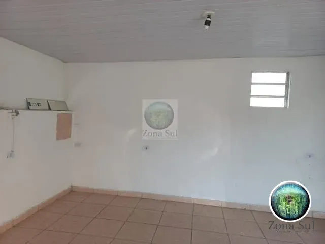 Loja com 12m², para alugar, no bairro Vila Pedroso em Votorantim