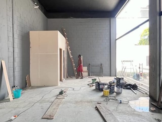 Loja com 80m², para alugar, no bairro Lagoa em Macaé
