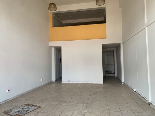 Foto do Loja - Loja para alugar, 198 m² por R$ 2.869,98/mês - Nossa Senhora da Abadia - Uberaba/MG | ZUCATO IMOBILIARIA LTDA