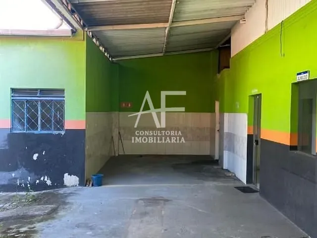 Ponto com 312m², para alugar, no bairro Parque Senhor do Bonfim em Taubaté