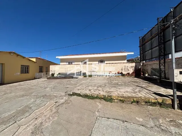 Loja com 432m², à venda, no bairro Andradas em Andradas