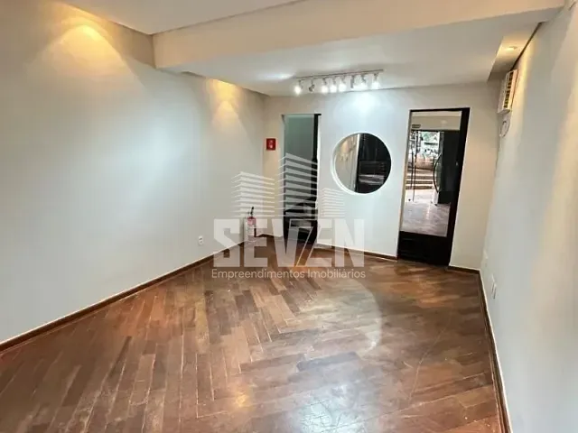 Loja com 36m², para alugar, no bairro Vila Guedes de Azevedo em Bauru