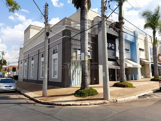 Loja com 208m², para alugar, no bairro Centro em Sumaré