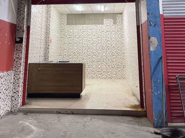 Loja com 40m², para alugar, no bairro Penha de França em São Paulo