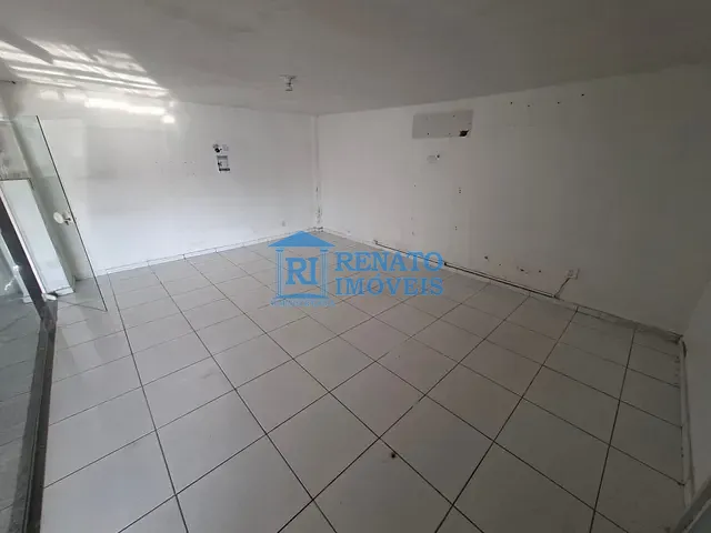 Loja para alugar, no bairro Centro em Maricá