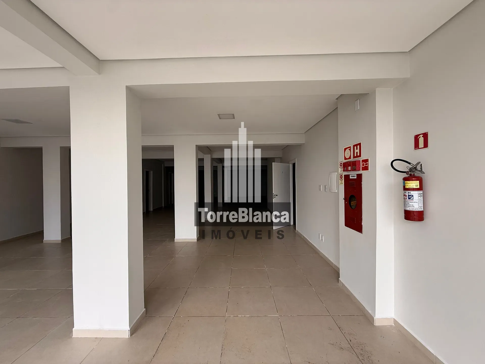 Loja-Salão, 200 m² - Foto 4
