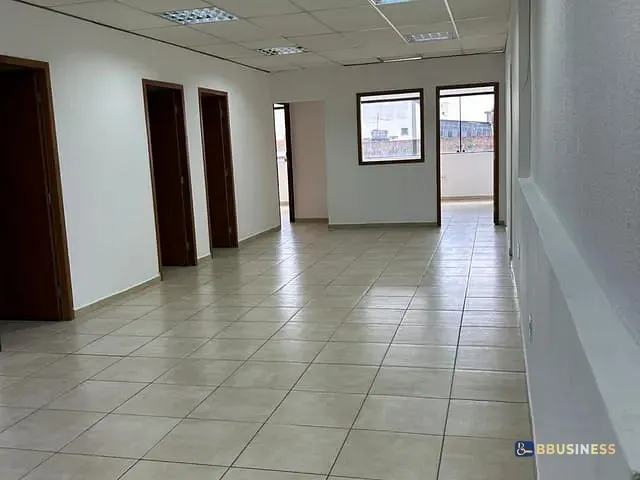 Loja com 130m², para alugar, no bairro Nova Gerty em São Caetano do Sul