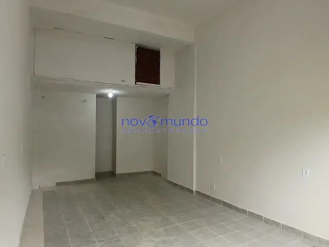 Loja com 21m², para alugar, no bairro Olaria em Rio de Janeiro
