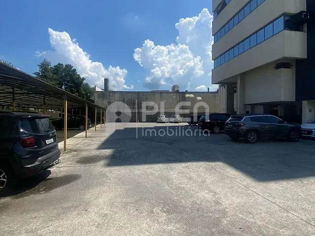 Loja à venda, no bairro Santana em São Paulo