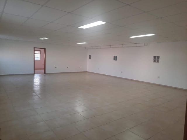 Loja com 130m², para alugar, no bairro Nova Gerty em São Caetano do Sul