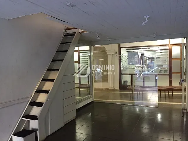 Loja à venda, no bairro São Benedito em Uberaba