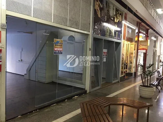 Loja à venda, no bairro São Benedito em Uberaba