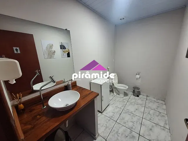 Loja com 36m², para alugar, no bairro Cidade Jardim em Caraguatatuba