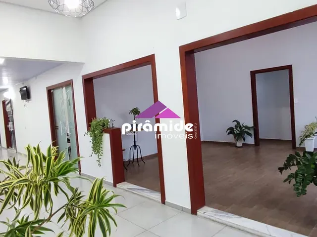 Loja com 36m², para alugar, no bairro Cidade Jardim em Caraguatatuba