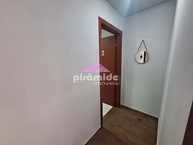 Loja com 36m², para alugar, no bairro Cidade Jardim em Caraguatatuba