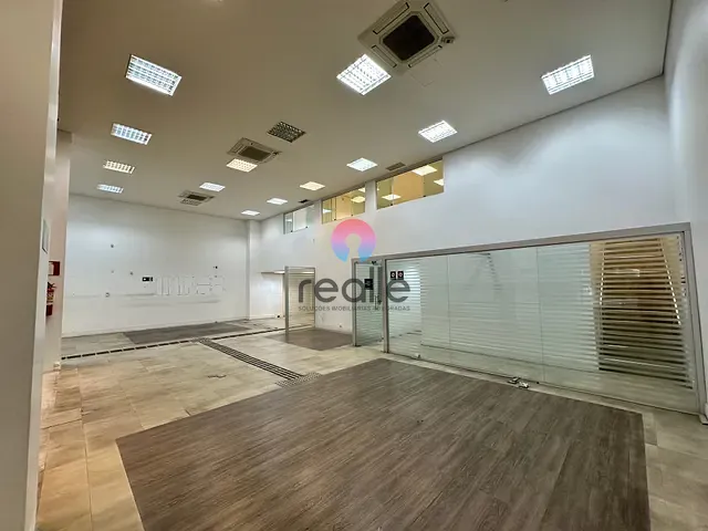 Loja com 420m², para alugar, no bairro Santo Agostinho em Belo Horizonte