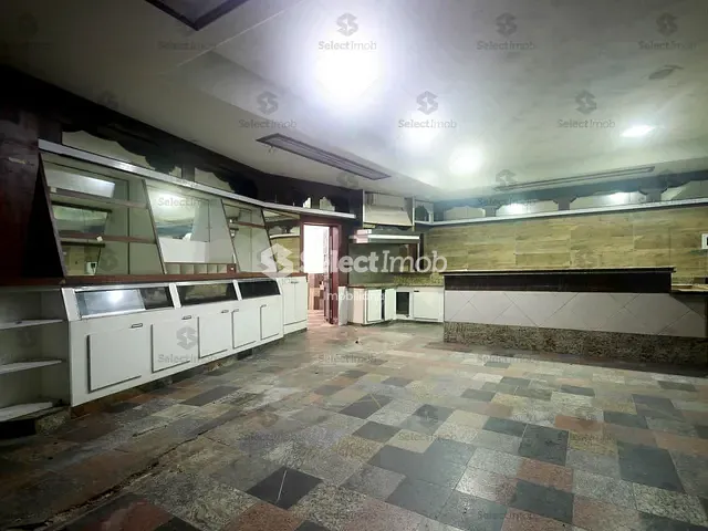 Loja com 300m², para alugar, no bairro Jardim Anchieta em Mauá