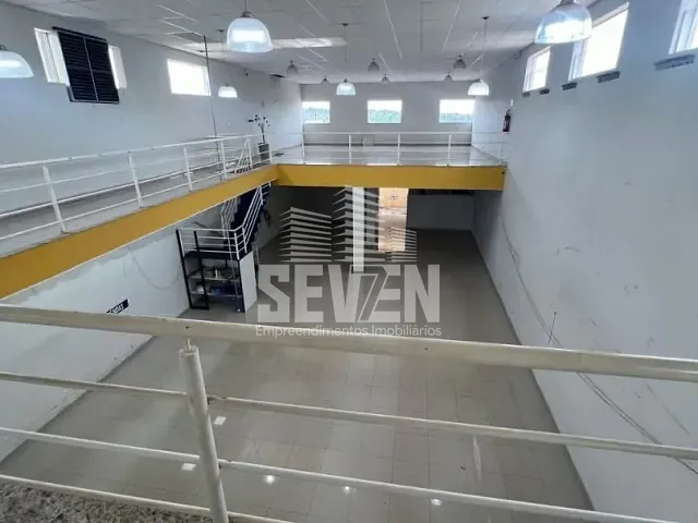 Loja com 890m², à venda ou para alugar, no bairro Jardim Chapadão em Bauru