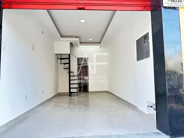Loja com 24m², para alugar, no bairro Centro em Taubaté