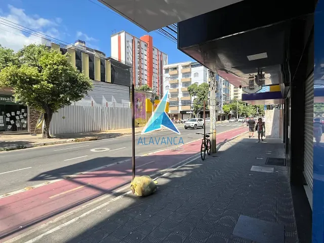 Loja com 130m², para alugar, no bairro Centro em Governador Valadares