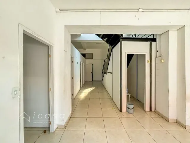 Loja com 702m², para alugar, no bairro Vila São João em Caçapava