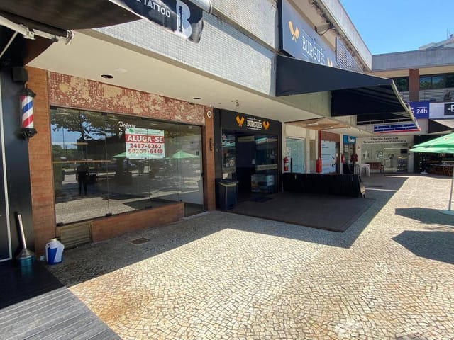 Foto do Loja - LOJA NO SHOPPING BARRA MALL - 90M2 - Locação | Imobiliária São Cristovão