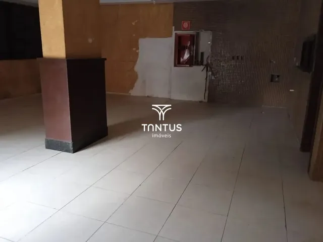Loja para alugar, no bairro Centro em Curitiba