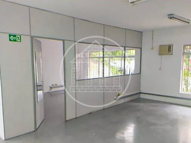 Loja com 320m², para alugar, no bairro Vila Nova Conceição em São Paulo