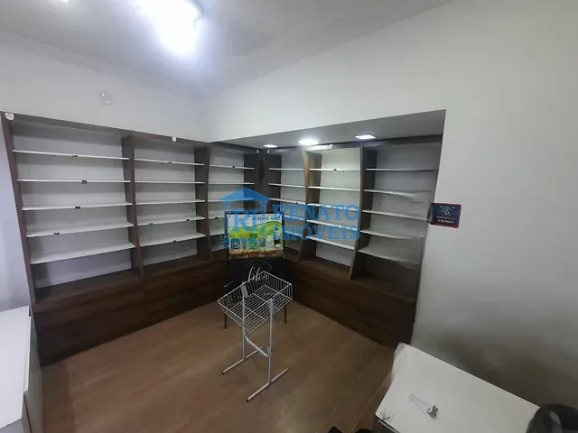 Loja para alugar, no bairro Centro em Maricá