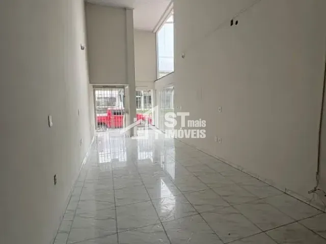 Loja com 30m², para alugar, no bairro Andradas em Andradas