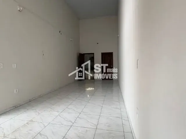Loja com 30m², para alugar, no bairro Andradas em Andradas