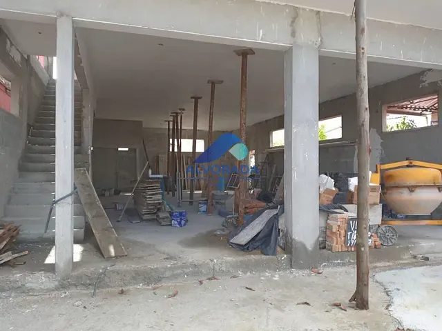 Loja à venda ou para alugar, no bairro Jardim das Indústrias em São José dos Campos
