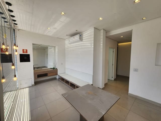 Loja com 110m², para alugar, no bairro Jardim das Flores em São Paulo