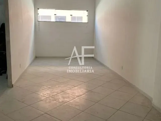 Loja com 477m², para alugar, no bairro Jardim das Nações em Taubaté