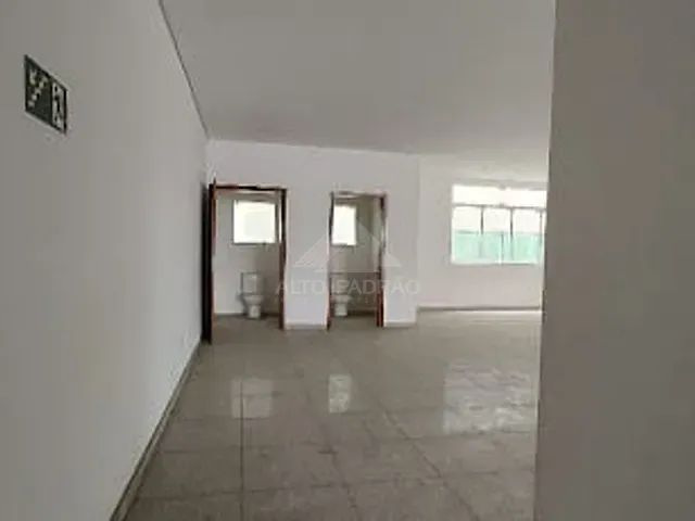 Loja com 200m², para alugar, no bairro Jardim Maringá em Mauá