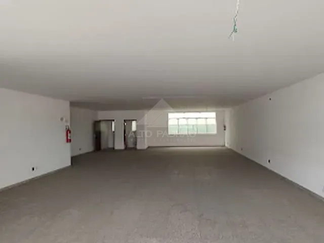 Loja com 200m², para alugar, no bairro Jardim Maringá em Mauá