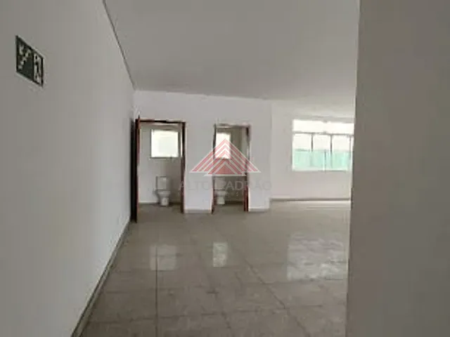 Loja com 200m², para alugar, no bairro Jardim Maringá em Mauá