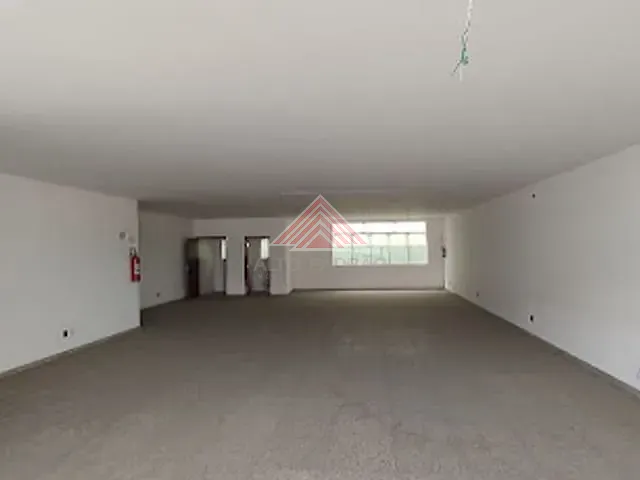 Loja com 200m², para alugar, no bairro Jardim Maringá em Mauá