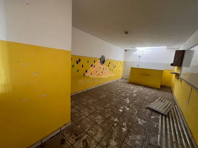 Sala com 180m², para alugar, no bairro Vila Nossa Senhora das Vitórias em Mauá