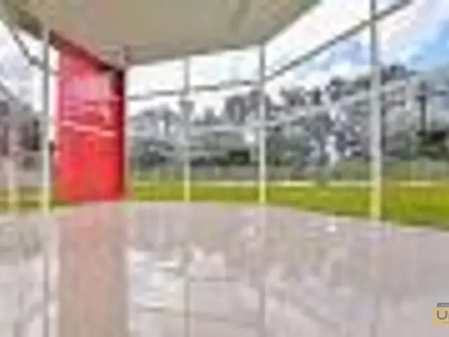 Loja para alugar, no bairro Campina do Siqueira em Curitiba