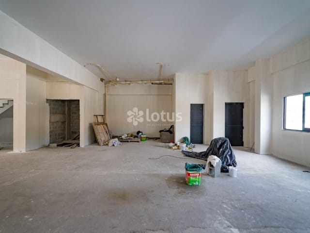 Loja com 324m², para alugar, no bairro Portais (Polvilho) em Cajamar