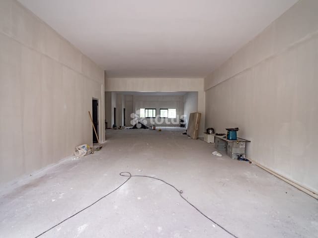 Loja com 324m², para alugar, no bairro Portais (Polvilho) em Cajamar